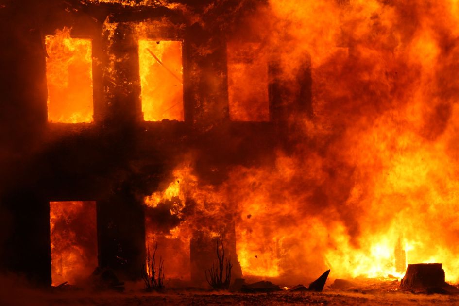 Investigación abierta por el incendio en Multicomercio; Arévalo exige fiscalización estricta