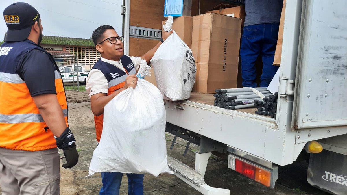 La Modelo recibe kits humanitarios por el desborde del río Chanchan