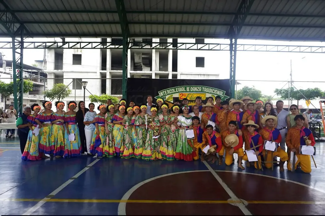 San Carlos se impuso en el concurso de danza tradicional de Coronel Marcelino Maridueña