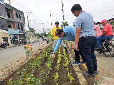 Renovación de Av. Los Parques y nuevos puestos gastronómicos en Coronel Marcelino Maridueña