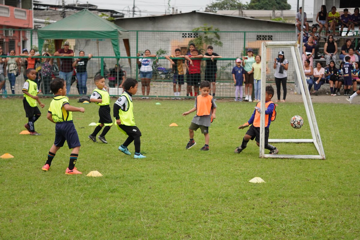 Alcaldía de Pedro Orellana impulsa el fútbol infantil con encuentro entre escuelas