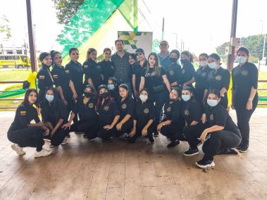 Niñas y damas cortaron el pelo gratis en el Parque Ecológico de Coronel Marcelino Maridueña