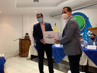 La alcaldía de Coronel Maridueña recibe dos clorificadores para mejorar el agua en La Veinte Mil