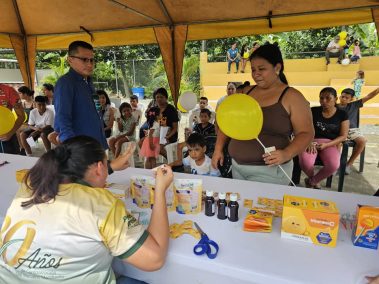Brigada sanitaria en Río Viejo: más de 150 niños reciben desparasitación gratuita