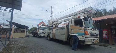 Cambio de transformador en Barranco Alto mejora servicio eléctrico para 60 familias