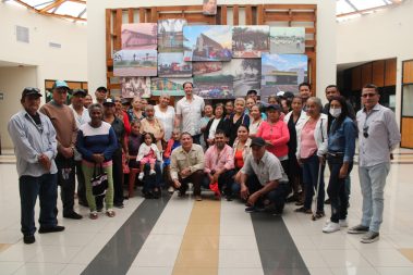Adultos mayores de La Isla vivieron un día de paseo turístico en Coronel Marcelino Maridueña
