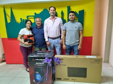 Entrega de premios en el Palacio Municipal cierra concurso de fotografía "Un día disfrutando con Papá"